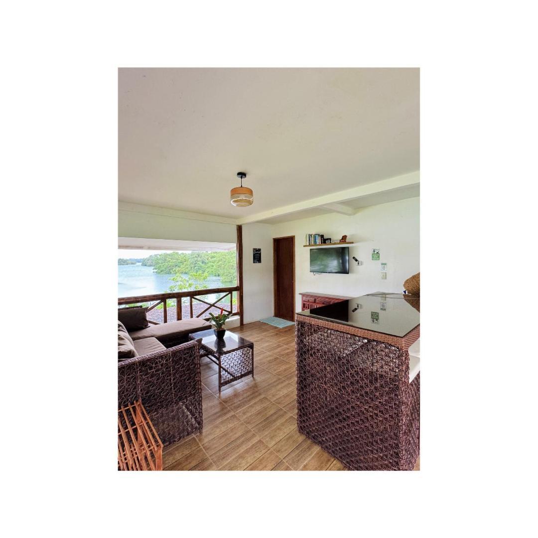 Almost Heaven Lake Resort 카빈티 외부 사진