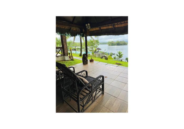 Almost Heaven Lake Resort 카빈티 외부 사진